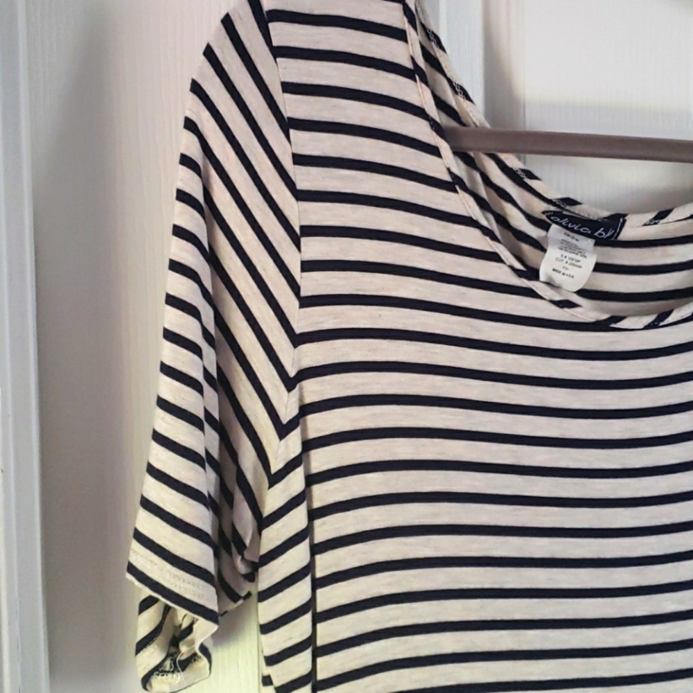 Blouse - Picture 3 of 4